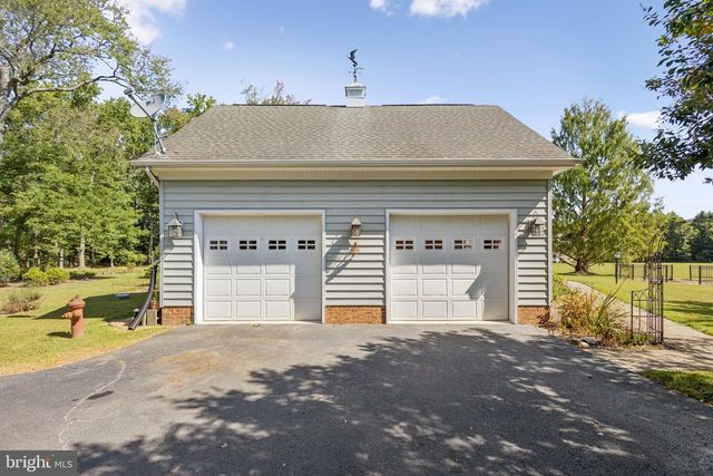 8612 SANDY BEACH LN, King George, VA 22485
