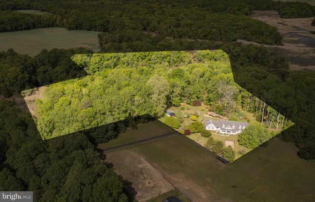 8612 SANDY BEACH LN, King George, VA 22485
