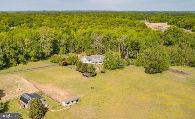 8612 SANDY BEACH LN, King George, VA 22485