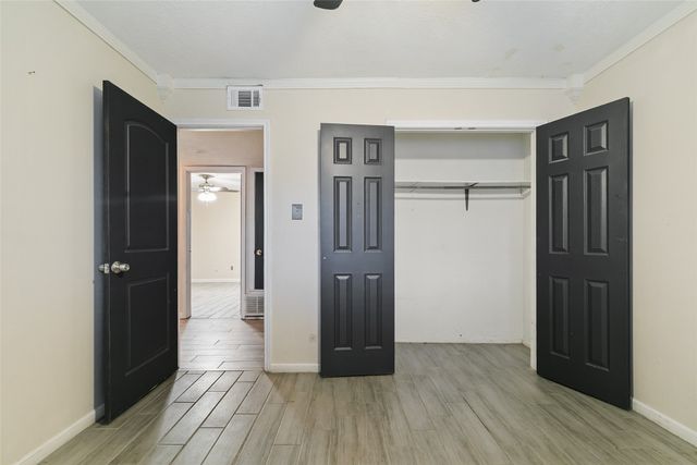 417 Kirby Creek Drive, Grand Prairie, TX 75052