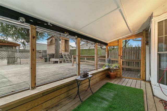 417 Kirby Creek Drive, Grand Prairie, TX 75052