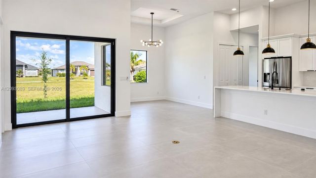 1032 NW 33rd Place, Cape Coral, FL 33993