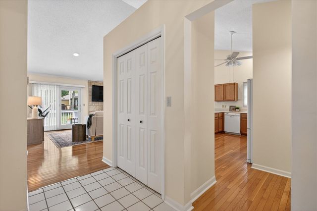2443 Shoreham Highlands Street, Saint Joseph, MI 49085