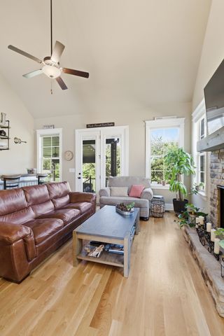 706 Brooke Cv, Mount Juliet, TN 37122