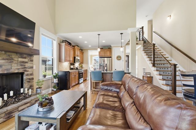 706 Brooke Cv, Mount Juliet, TN 37122