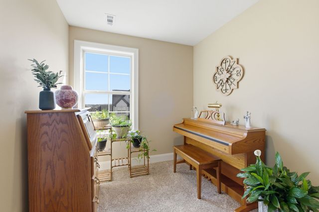 706 Brooke Cv, Mount Juliet, TN 37122