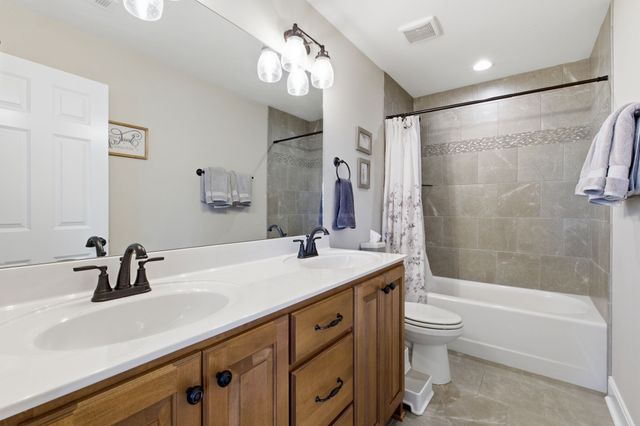 706 Brooke Cv, Mount Juliet, TN 37122
