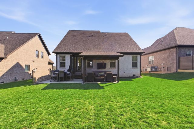 706 Brooke Cv, Mount Juliet, TN 37122