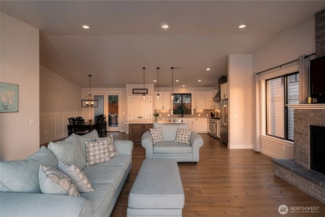 4616 Anaco Beach Road, Anacortes, WA 98221