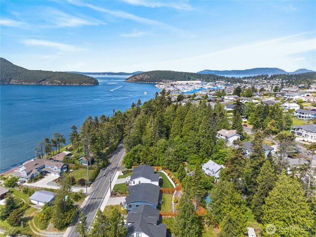 4616 Anaco Beach Road, Anacortes, WA 98221
