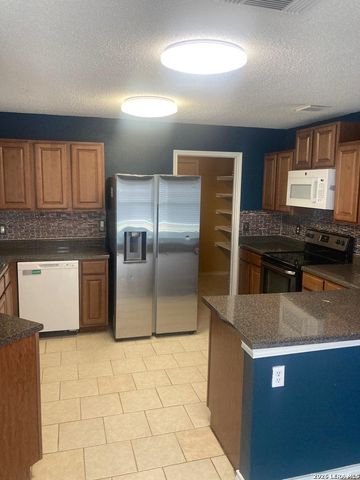 7622 Claridge, San Antonio, TX 78250