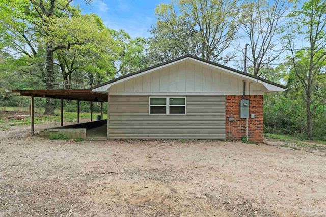 6050 W Hwy 4, Century, FL 32535