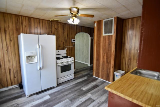 2232 E Riverside Drive, Evansville, IN 47714