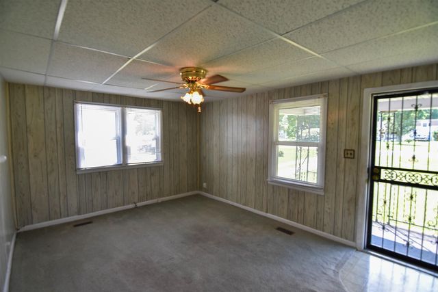 2232 E Riverside Drive, Evansville, IN 47714