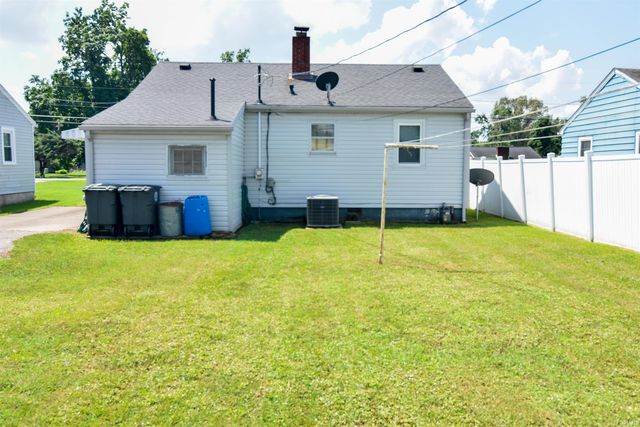 2232 E Riverside Drive, Evansville, IN 47714