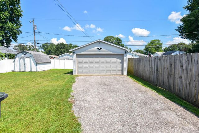 2232 E Riverside Drive, Evansville, IN 47714