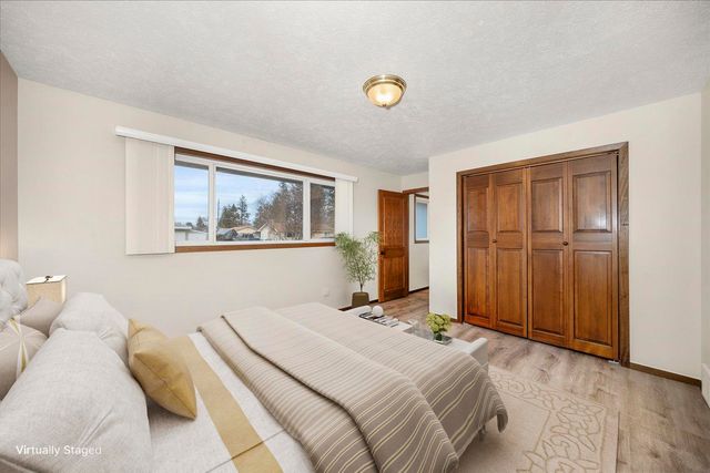 6906 E 10th Ave, Spokane, WA 99212