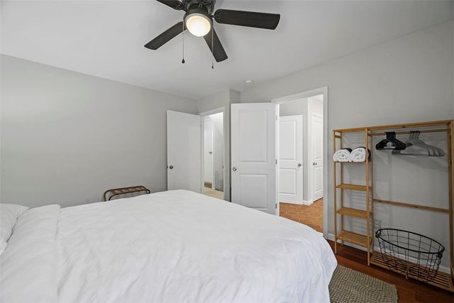 42 Beltzhoover Ave, Mt Washington, PA 15210