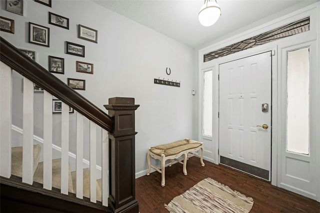 42 Beltzhoover Ave, Mt Washington, PA 15210