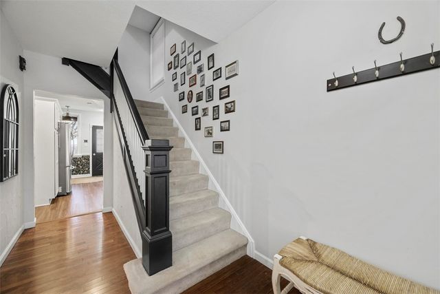 42 Beltzhoover Ave, Mt Washington, PA 15210