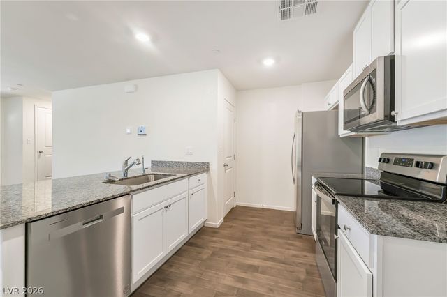 1127 Ruby Sparrow Street, Henderson, NV 89011