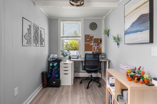 36 W Grove St, Middleboro, MA 02346