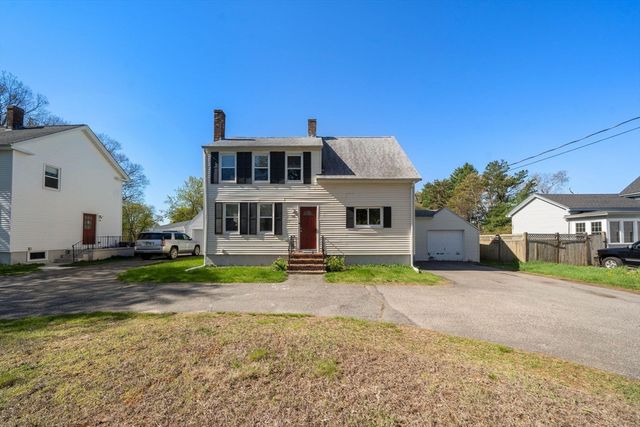 36 W Grove St, Middleboro, MA 02346
