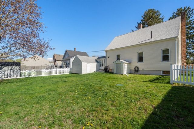 36 W Grove St, Middleboro, MA 02346