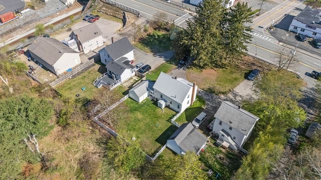 36 W Grove St, Middleboro, MA 02346