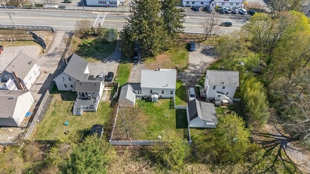 36 W Grove St, Middleboro, MA 02346