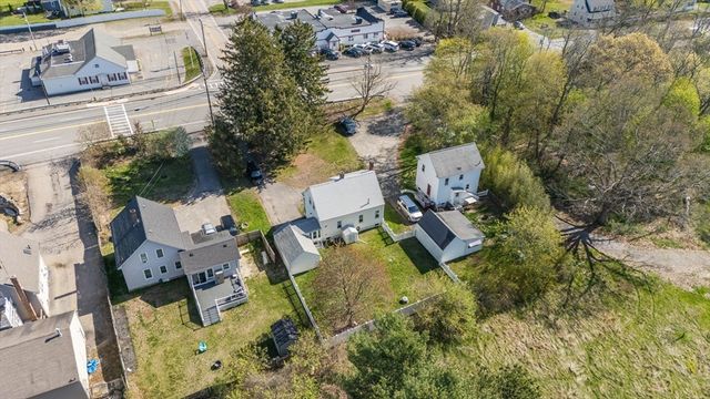 36 W Grove St, Middleboro, MA 02346
