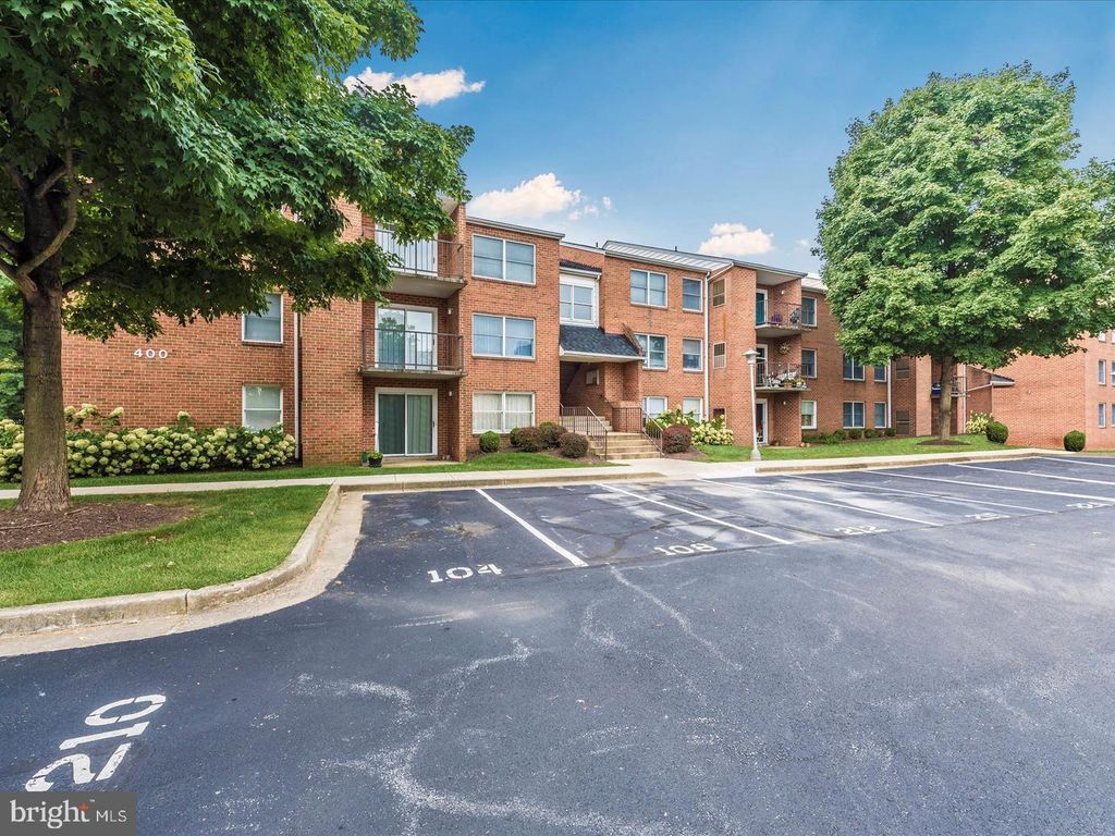 400 CHAPEL CT #107, Walkersville, MD 21793