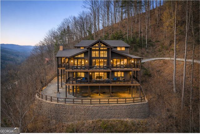 585 Genessee, Blue Ridge, GA 30513