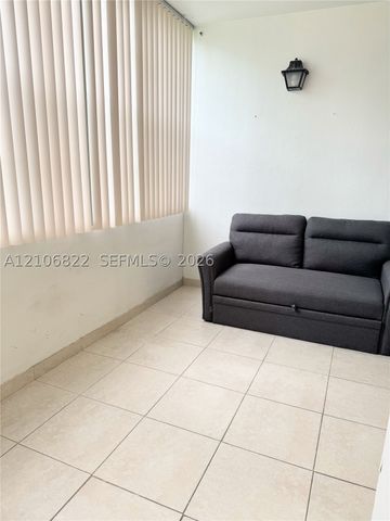 2781 Taft St 111, Hollywood, FL 33020