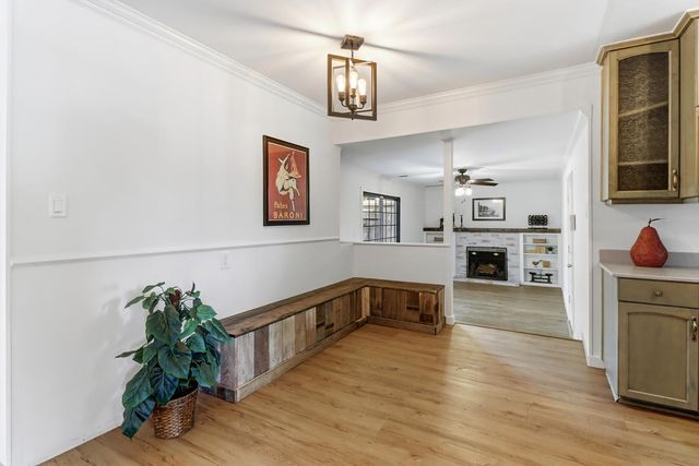 1224 Spruce Ln, Davis, CA 95618