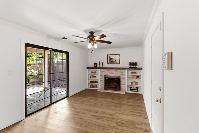 1224 Spruce Ln, Davis, CA 95618