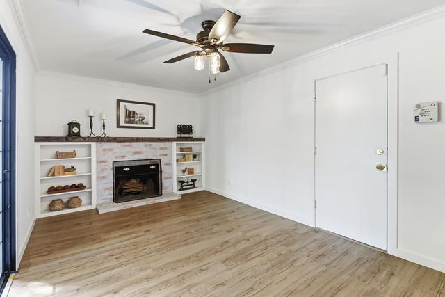 1224 Spruce Ln, Davis, CA 95618