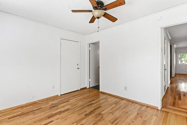 1224 Spruce Ln, Davis, CA 95618