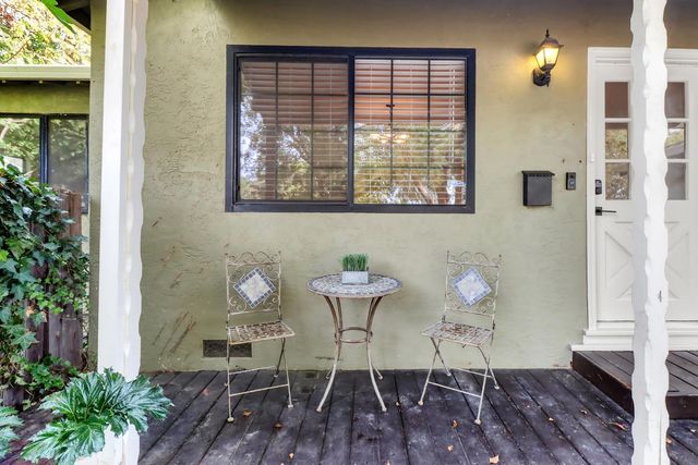 1224 Spruce Ln, Davis, CA 95618