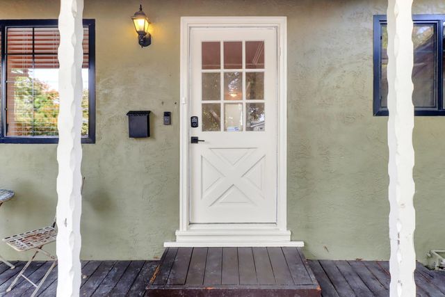 1224 Spruce Ln, Davis, CA 95618