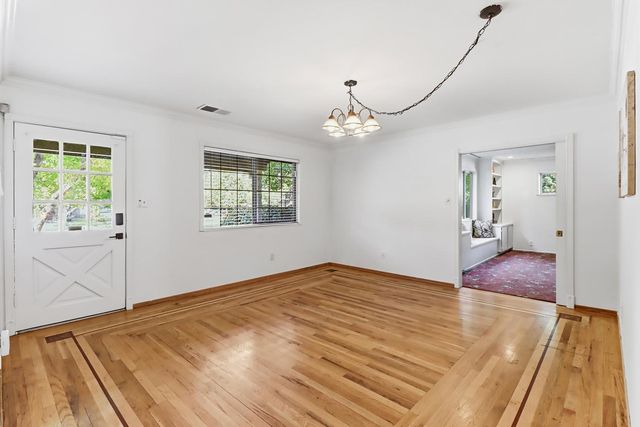 1224 Spruce Ln, Davis, CA 95618