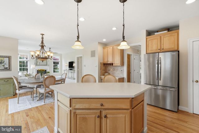 5422 SHERMAN OAKS CT, Haymarket, VA 20169