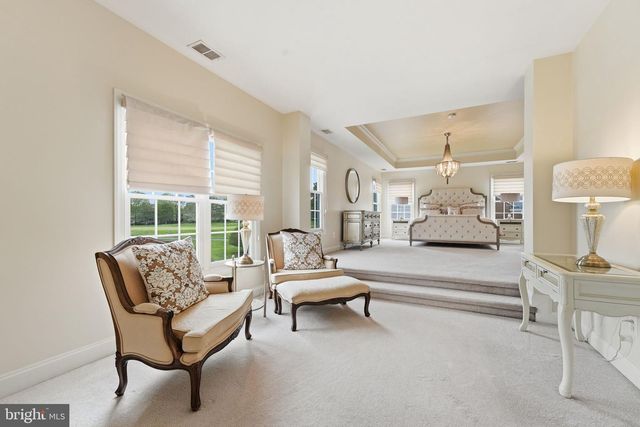 5422 SHERMAN OAKS CT, Haymarket, VA 20169