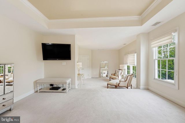 5422 SHERMAN OAKS CT, Haymarket, VA 20169