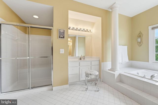 5422 SHERMAN OAKS CT, Haymarket, VA 20169