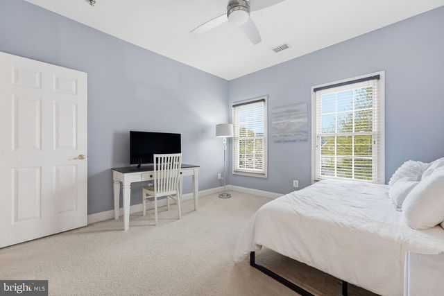 5422 SHERMAN OAKS CT, Haymarket, VA 20169