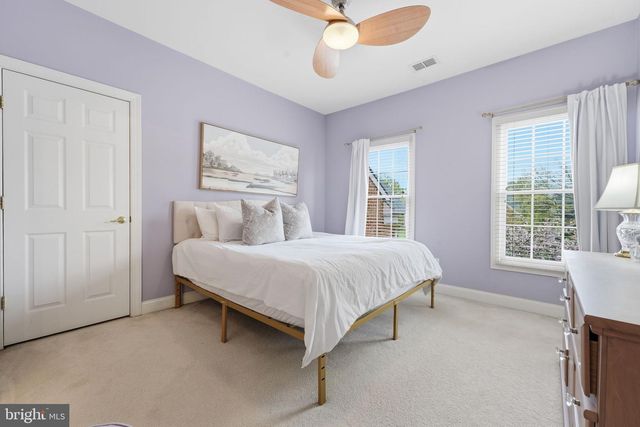 5422 SHERMAN OAKS CT, Haymarket, VA 20169