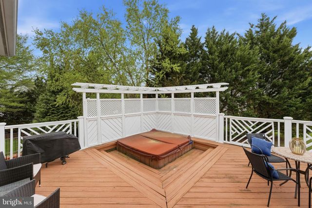 5422 SHERMAN OAKS CT, Haymarket, VA 20169