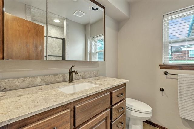 501 Queensboro Place, Yukon, OK 73099