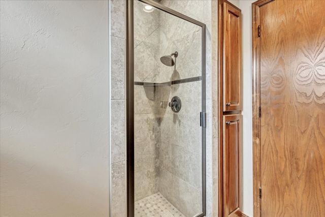501 Queensboro Place, Yukon, OK 73099